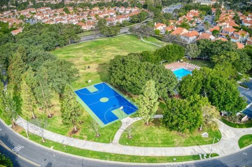 36 Del Perlatto, Irvine CA  92614-5360 exterior