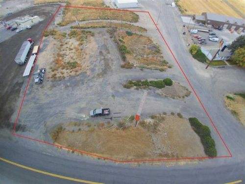 1955 Frontage Rd, Wendell, ID 83355-3375