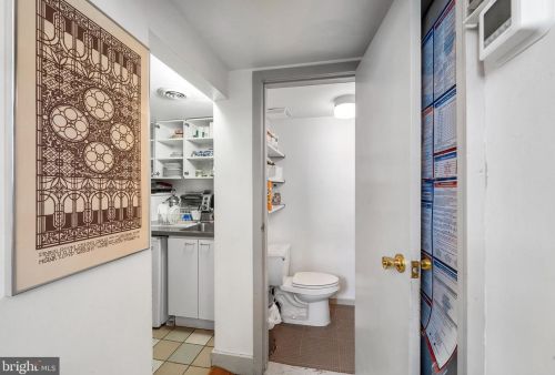 3961 Baltimore Ave, Philadelphia PA 19143-2623 exterior