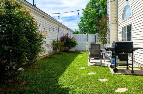 2767 Albion Farm Way, Duluth GA  30097-7611 exterior