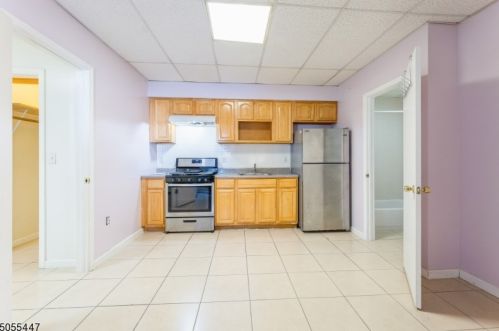 102 16th St, Paterson NJ 07524-2009 exterior