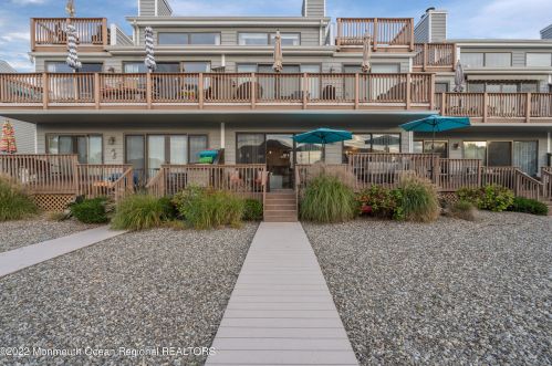 27 Hidden Harbor Dr, Point Pleasant Beach, NJ 08742-4840