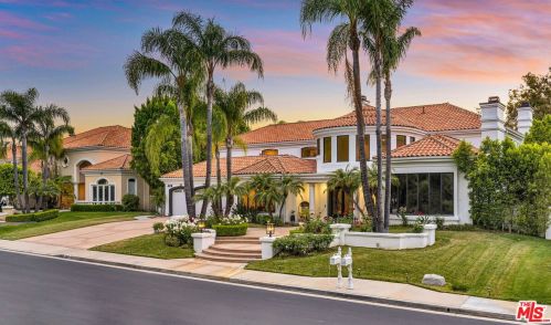 5623 Manley Ct, Calabasas, CA 91302-3131