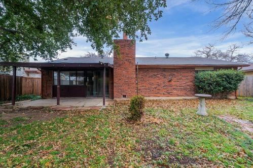 7624 4 Winds Dr, Fort Worth TX  76133-7583 exterior
