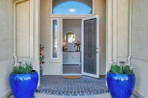 1927 Fernbrook Ct, El Cajon, CA 92019-2114