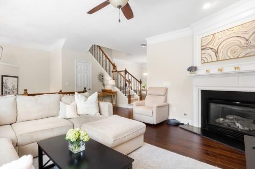2273 Limehurst Dr, Atlanta GA  30319-5725 exterior