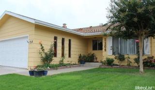 2306 Klamath Ct, Lodi, CA 95242-2604