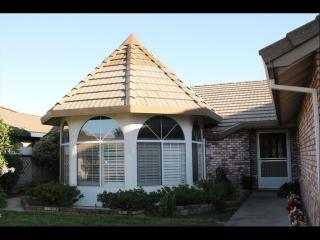 1907 Maiden Ln, Valley Home, CA 95361-3385