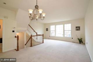 2420 Clover Field Cir, Herndon VA  20171-4310 exterior