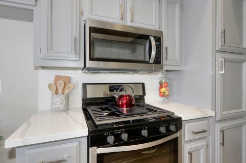 8539 Sun Sprite Ct, Elk Grove CA  95624-3809 exterior