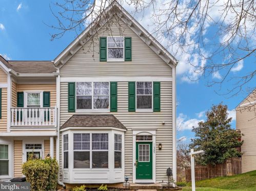 11595 Nellings Pl, Woodbridge, VA 22192-7432