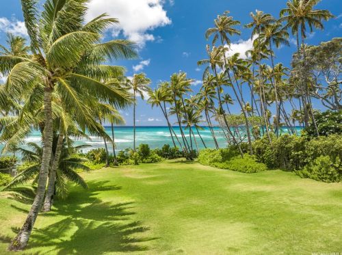 3707 Diamond Head Rd, Honolulu HI  96815-4719 exterior