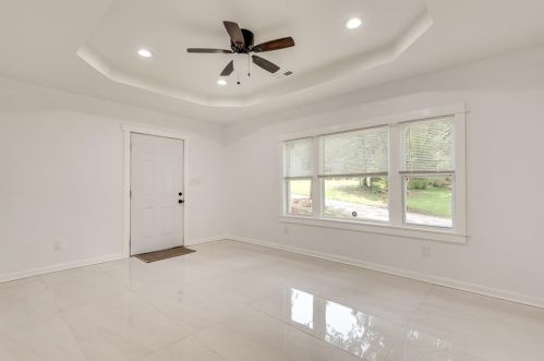 2705 Baker Rdg Dr, Atlanta GA  30318-7258 exterior