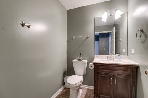 154 Palmer Dr, Lemont IL 60490-6589 exterior