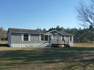 1619 Clyde Kirkland Rd, Douglas, GA 31535-6931