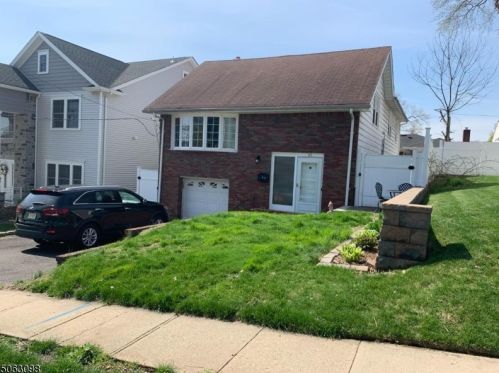 43 Hopper Ave, Nutley, NJ 07110-2522