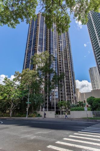 60 Beretania St, Honolulu HI  96817-4752 exterior