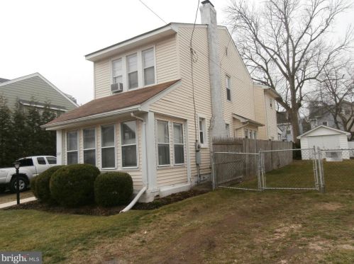 217 Johnston Ave, Trenton, NJ 08609-1823