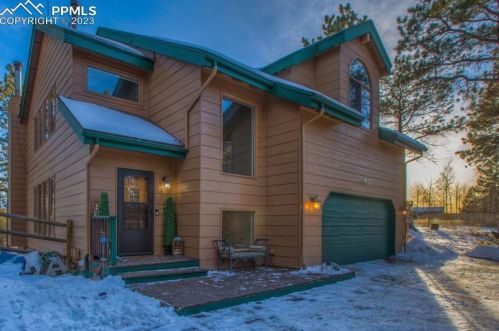 2744 Sunnywood Ave, Woodland Park, CO 80863-9401