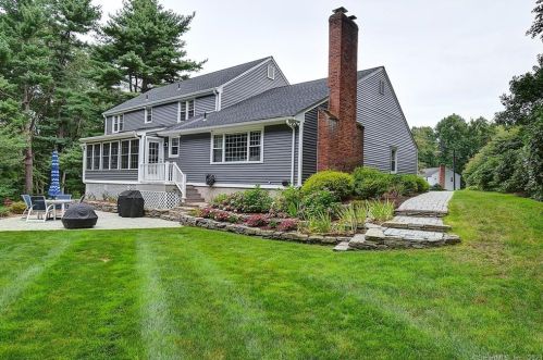 5 Old Musket Rd, Glastonbury, CT 06033-3331