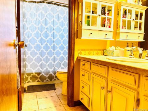 5940 Akron Cir, Englewood CO 80111-5216 exterior