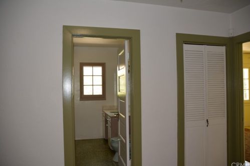 5390 Magnolia Ave, Riverside CA  92506-1250 exterior