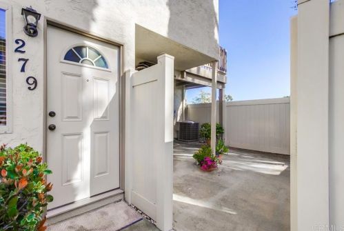 279 Countryhaven Rd, Encinitas, CA 92024-3106