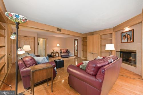 727 Redman Ave, Haddonfield NJ 08033-2743 exterior