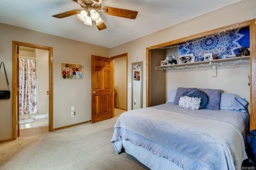 5897 Pagosa Way, Aurora CO 80011-4931 exterior