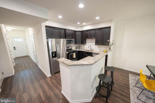 116 Sundance Dr, Trenton NJ  08619-3969 exterior