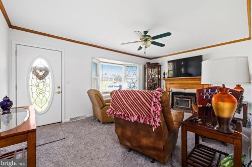 205 Mount Pleasant Blvd, Fredericksburg, VA 22405-1628