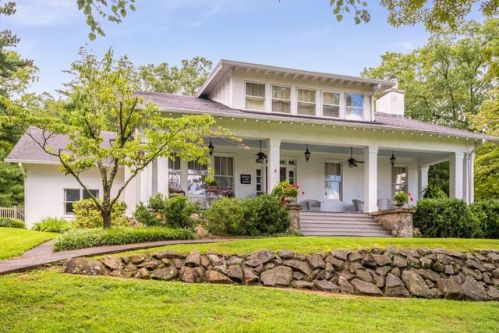605 Mississippi Ave, Signal Mountain, TN 37377-2233