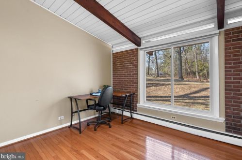 1006 Somerset Ln, Silver Spring MD 20904-6241 exterior