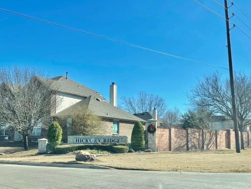 2852 Clear Creek Dr, Rockwall, TX 75032-9247