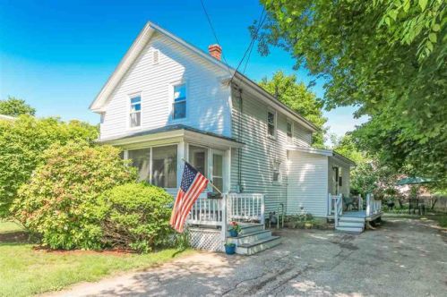16 Hope Ave, Concord, NH 03301-2713