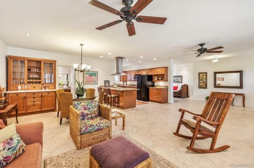 269 Halemaumau St, Honolulu HI  96821-2056 exterior
