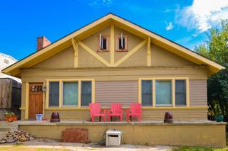 441 7th Ave, Escondido, CA 92025-4836