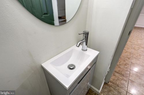 1509 Robert Rd, Lancaster PA  17601-5632 exterior