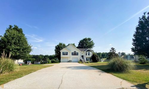 141 Holland Rd, Carrollton, GA 30116-6663