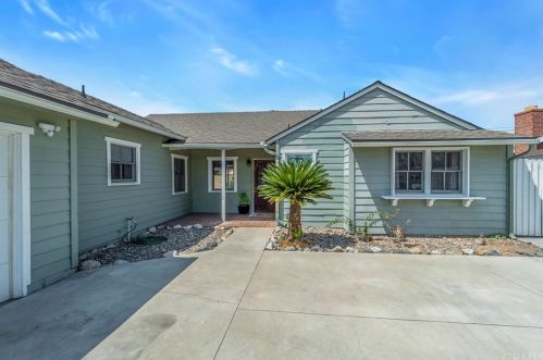 9515 Greening Ave, Whittier, CA 90605-2814