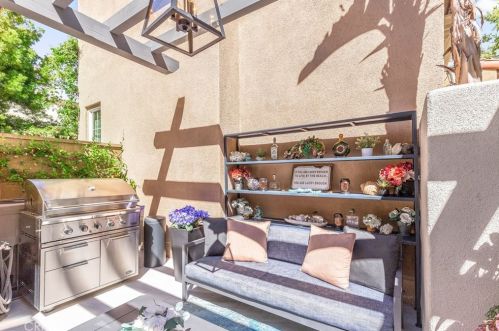 78 Bower Tree, Irvine CA  92603-0106 exterior