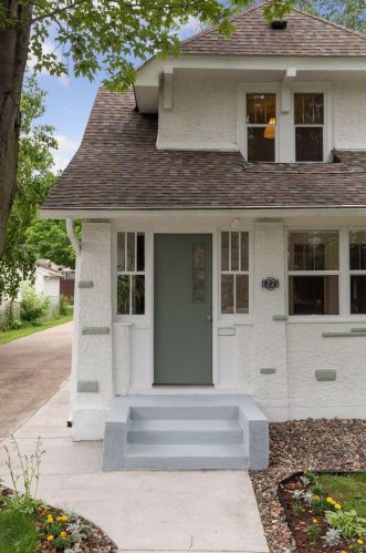 1221 4 St, Saint Paul MN  55106-5309 exterior