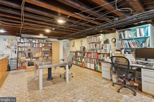 1204 10th St, Philadelphia PA 19147-5040 exterior