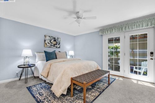 687 Emerald St, Livermore, CA 94550-5132