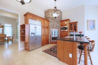 1746 Farmington Dr, Forest, VA 24551-5603