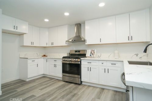 1513 Raymar St, Santa Ana CA  92703-4616 exterior