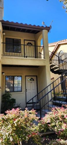 44 Washington Square Dr, Milpitas, CA 95035-3169