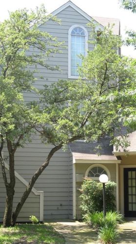 729 Berkley Plz, Irving TX  75061-7586 exterior