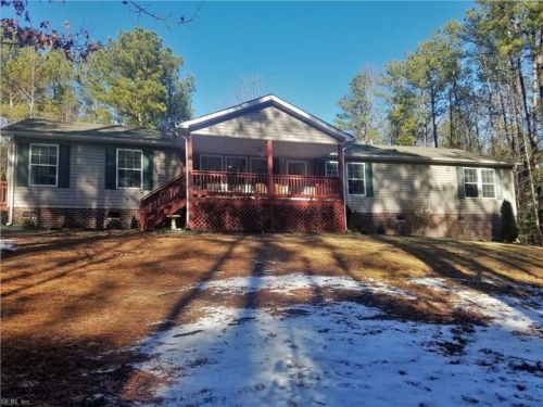 4734 Hunny Pot Ln, Zanoni, VA 23061-2763