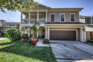 1513 Woodcrest Dr, Houston TX  77018-5820 exterior